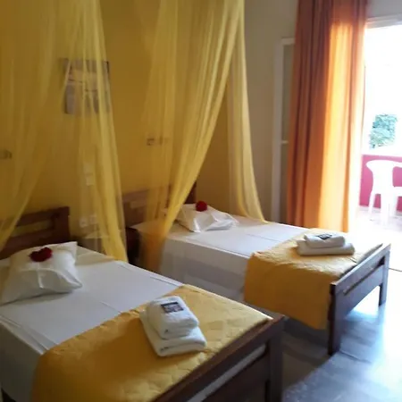 Margaritas' Rooms Agios Gordios  Exterior photo