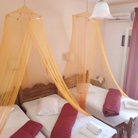 Margaritas' Rooms Agios Gordios  Exterior photo