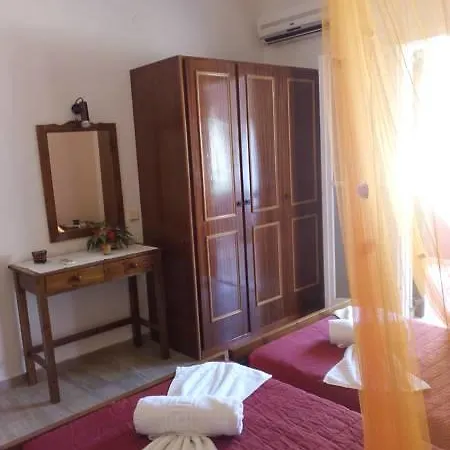 Margaritas' Rooms Agios Gordios  Exterior photo