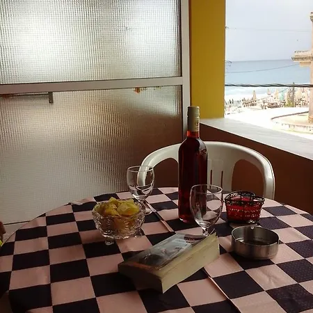 Margaritas' Rooms Agios Gordios  Exterior photo